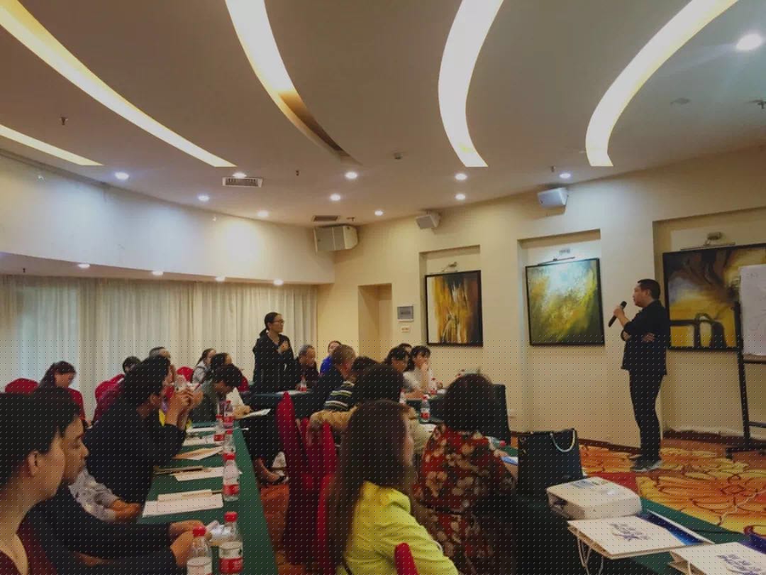 悅職教育《2019年(nián)美(měi)術(shù)生(shēng)高(gāo)考志(zhì)願填報(bào)公益講座》圓滿成功！